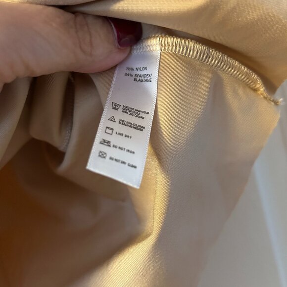 SPANX High-waisted Slimming sculpting half-slip, size XL - Picture 3 of 5